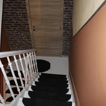 Nyaraló Janine Ostende